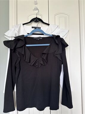 Veronica Beard Black and White Ruffle V-Neck Long Sleeve Tops